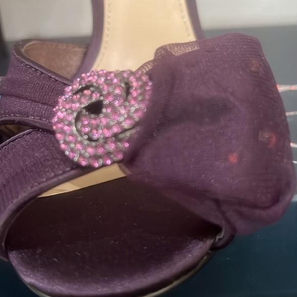 The Glass Slipper Collection. Size 9.5 Purple heel - Picture 6 of 6